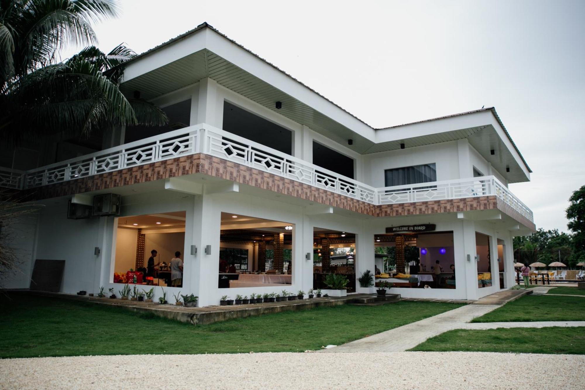 On Board Lifestyle Panglao Resort Exterior foto